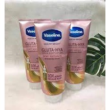 Dưỡng thể vaseline Thái mẫu mới trắng gấp 50 lần