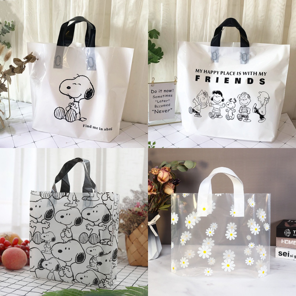 Túi mua sắm bằng nhựa in hình snoopy dễ thương