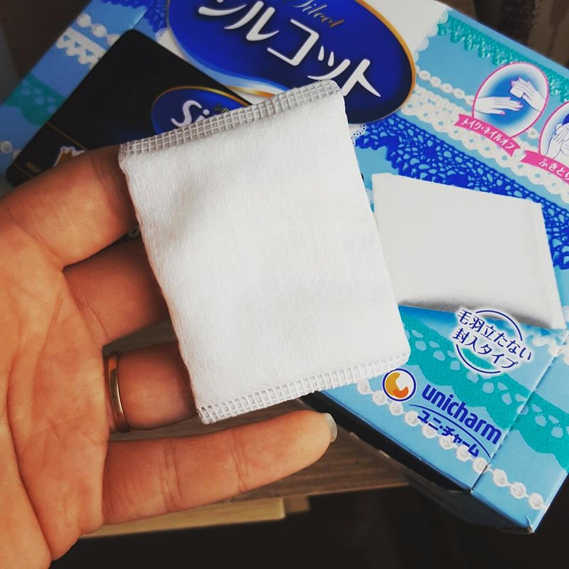 Bông Tẩy Trang Unicharm Silcot 82 Pads