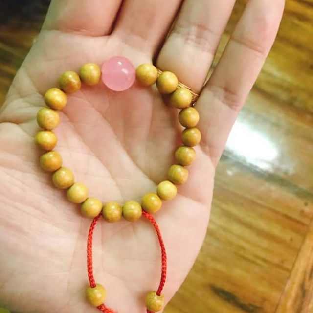 Vòng dâu tằm cho bé yêu