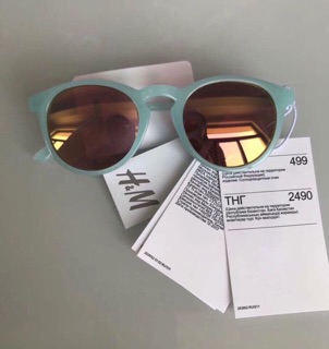 Kính H&M