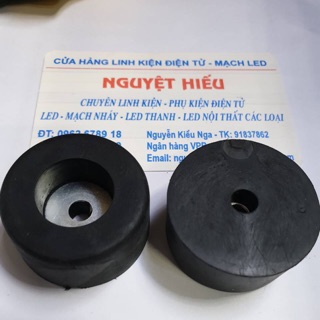 4 chiếc chân cao su giảm rung cho ampli 15x7