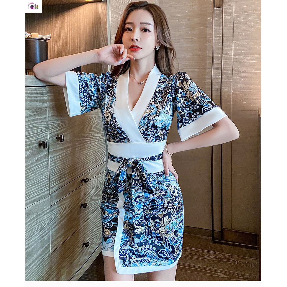 Đầm Kimono Cổ Chữ V Màu Sắc Quyến Rũ Cho Nữ