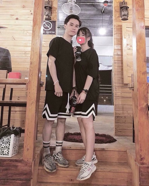 QUẦN SHORT 2V NGƯỢC UNISEX QUẦN ĐÙI V SIÊU HOT | BigBuy360 - bigbuy360.vn