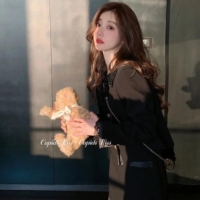 Set áo sơ mi dài tay cổ bẻ + chân váy đen thời trang nữ | BigBuy360 - bigbuy360.vn