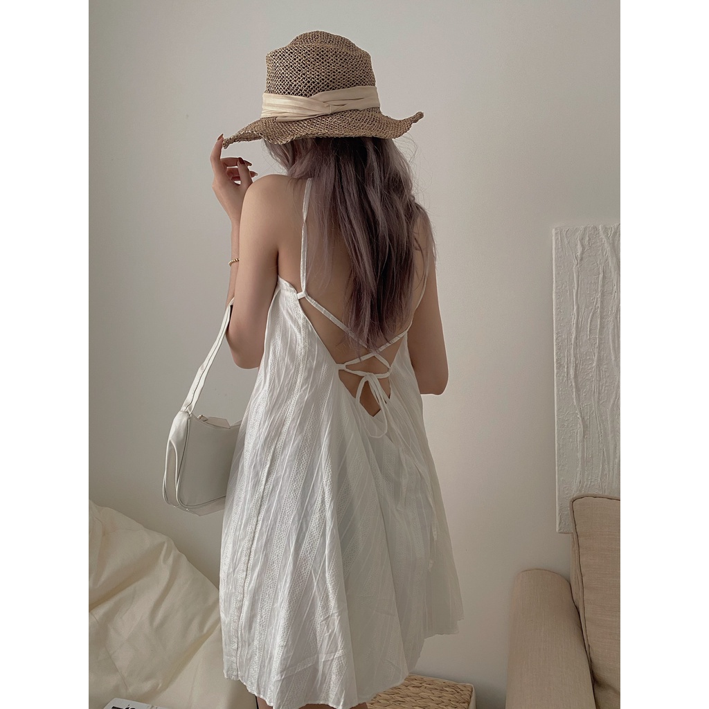 Đầm Cổ Yếm, Váy Maxi Dài Đi Biển, Đi Dự Tiệc Thiết Kế Dây Hở Lưng Cột Cổ Chất Vải Đũi Xinh Xắn | BigBuy360 - bigbuy360.vn