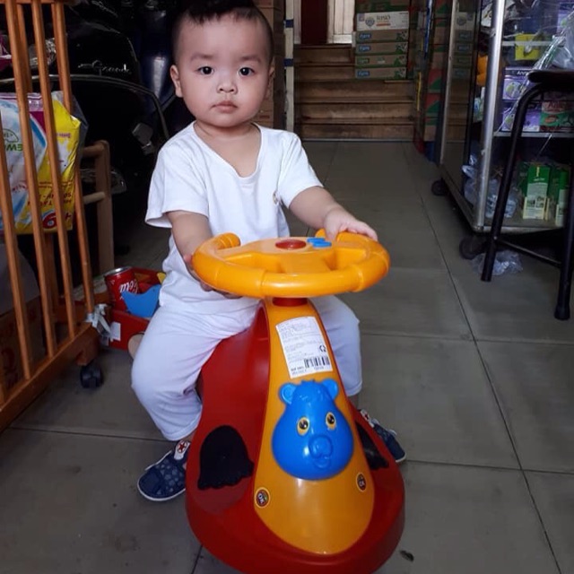 E lắc việt nhật