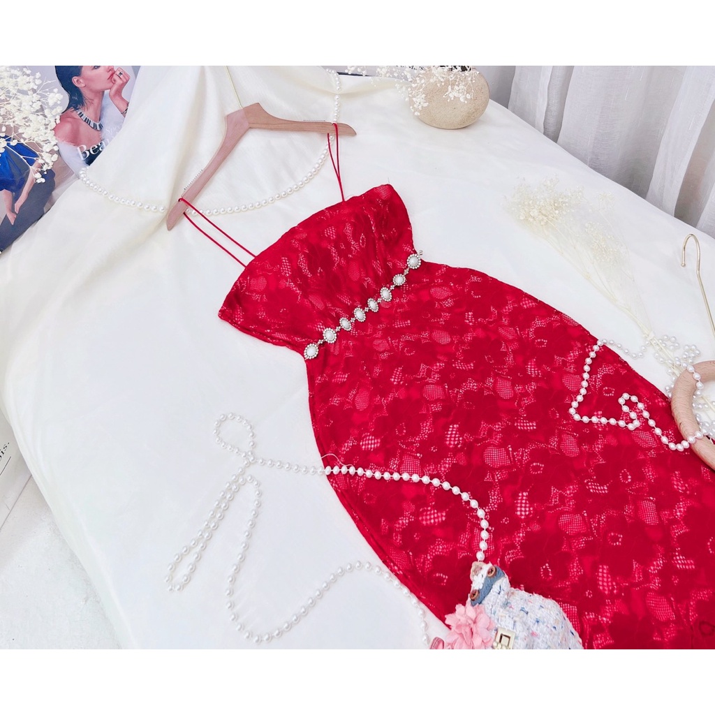 VÁY ÔM REN ĐỎ 2 DÂY MẢNH EO PHỐI PHỤ KIỆN 060422