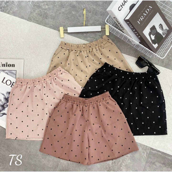 Quần short đũi chấm bi, xinh xắn, đáng yêu