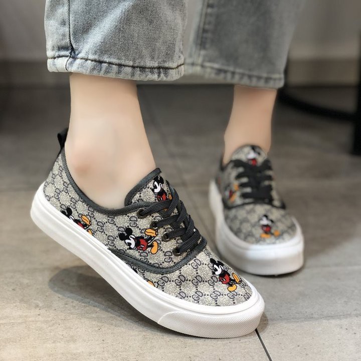 Giày nữ- hoạt tiết mickey 2020