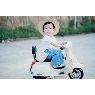 Xe máy điện Vespa vintage cho bé