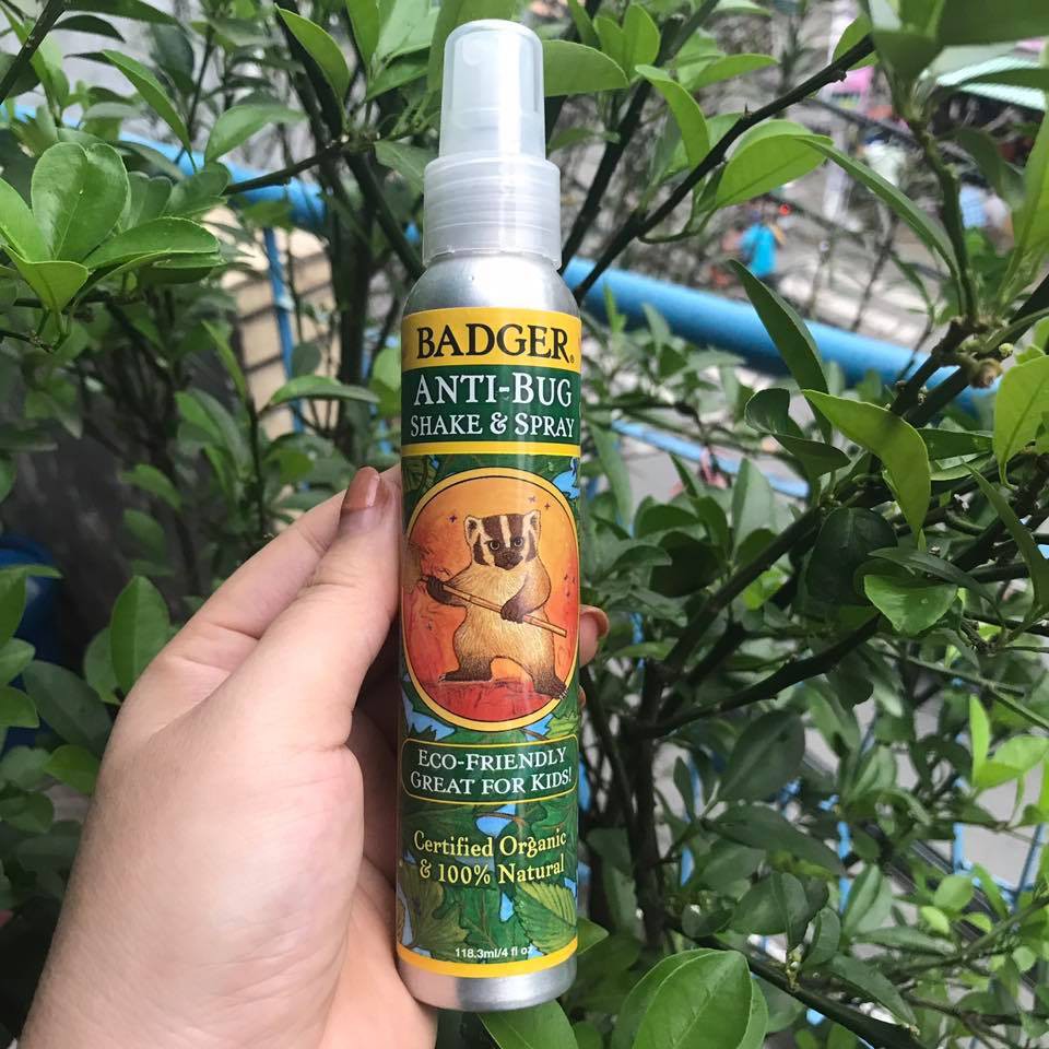 Xịt ngừa côn trùng Badger Anti-Bug Shake & Spray (Made in Usa, 118.3ml)