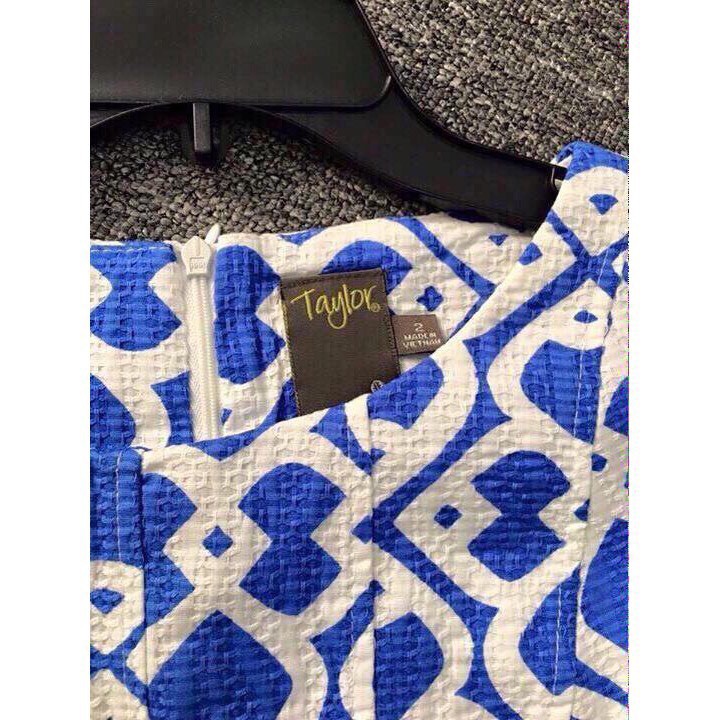 Đầm dáng xòe - Taylor