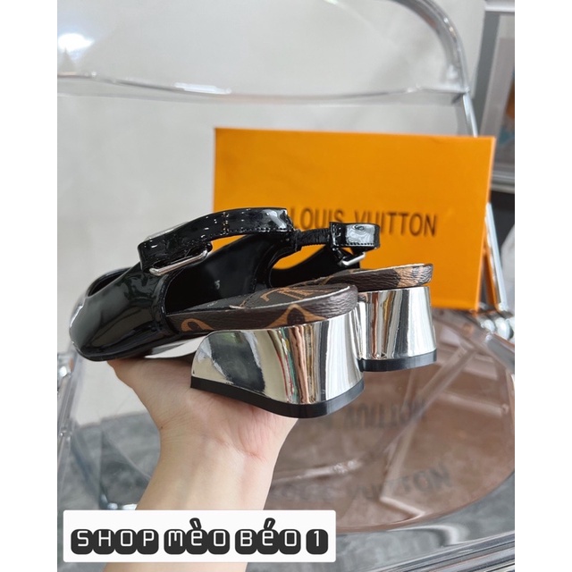 Sandal lv mũi nhọn gót gương đế vuông fullbox