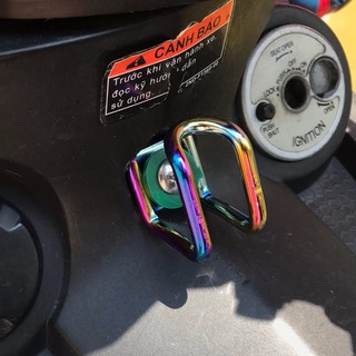 Móc Treo Đồ 7 màu TiTan Cực Đẹp - Gắn Được Trên Mọi Xe Máy luca3004