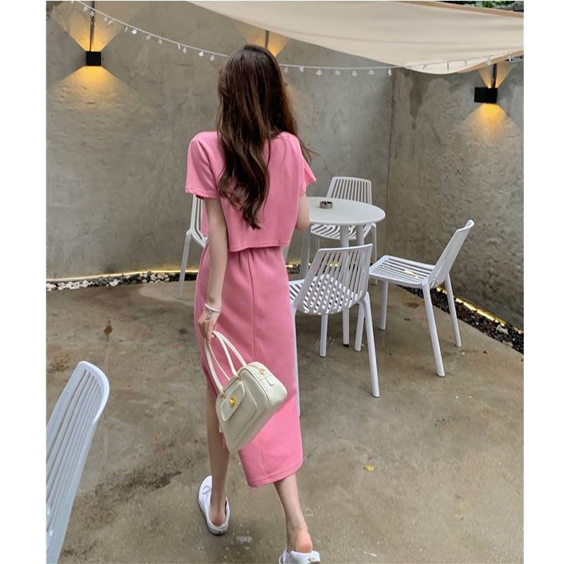 Set đồ COZOKC gồm áo thun ngắn tay in chữ và chân váy ngắn lưng cao thời trang cho nữ