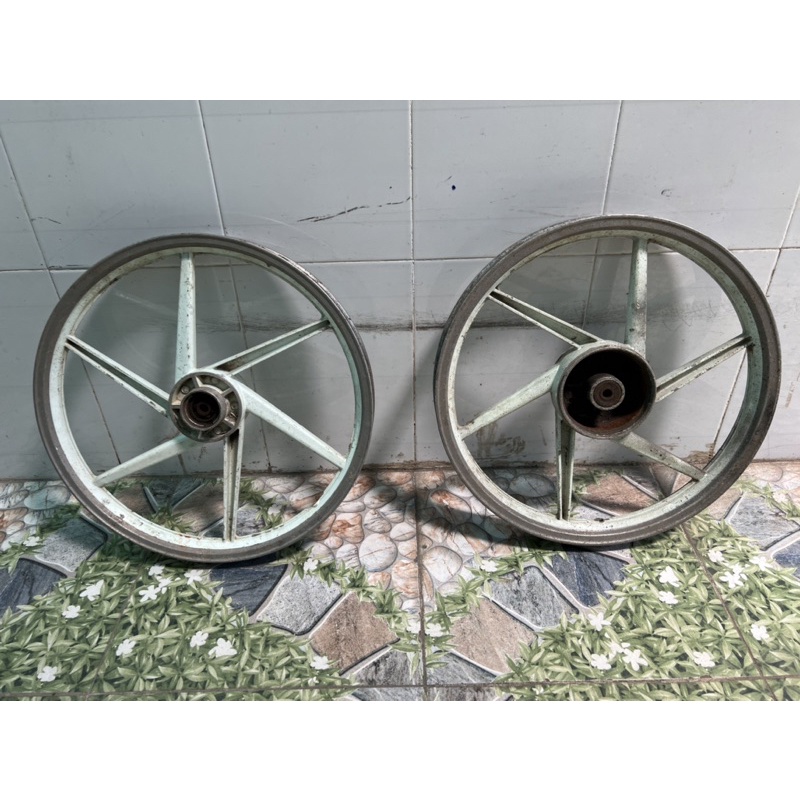 Mâm wan xuan đĩa 5 lổ