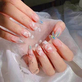 Nailbox móng thiết kế sẵn mẫu trong suốt mây trắng hologram