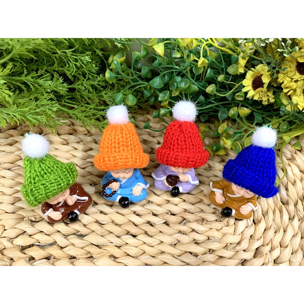 Tượng Chú Tiểu Hư Không đội nón len Việt Nam (Hàng Độc Quyền)