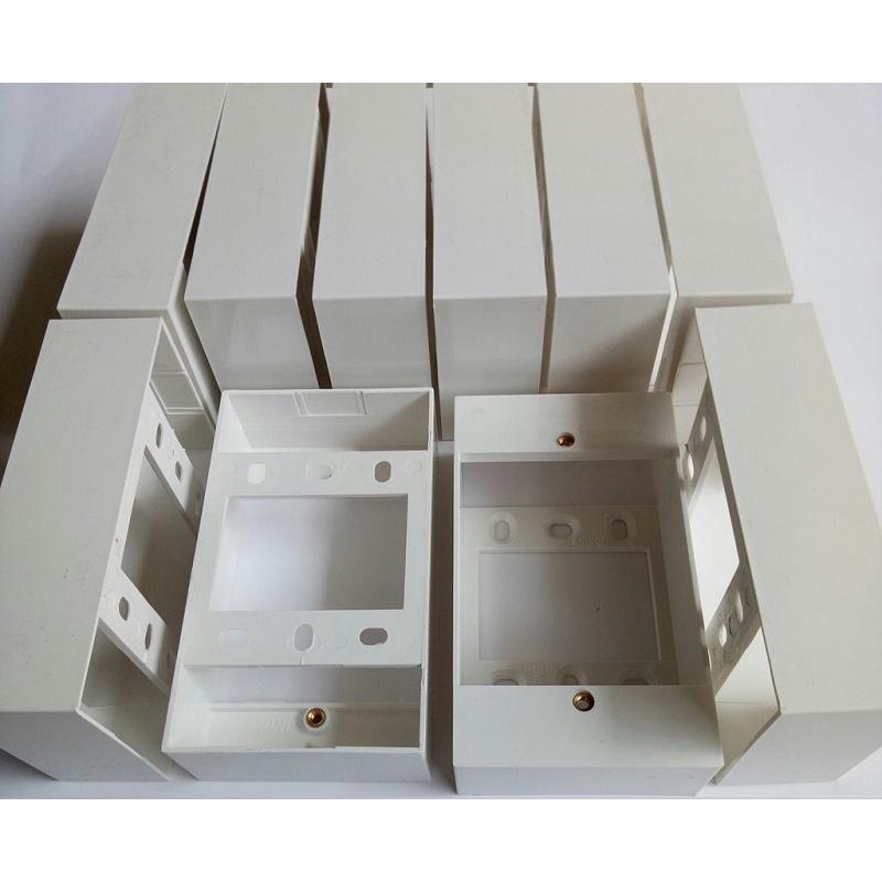 Đế nổi cao,thấp SINO (dùng gắn mặt hoặc ổ cắm trong shop)Tuấn Yến