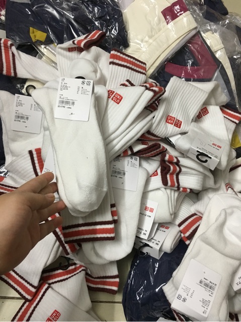 Tất thi đấu tennis uniqlo