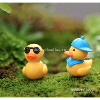 Vịt con Tượng mô hình chú vịt đeo kính đen đội mũ xanh ngộ nghĩnh