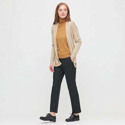 Áo khoác len  U.N.Q.L