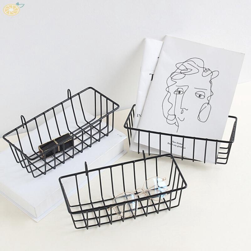 Kệ treo tường thiết kế tiện dụng độc đáo dùng trang trí nội thất