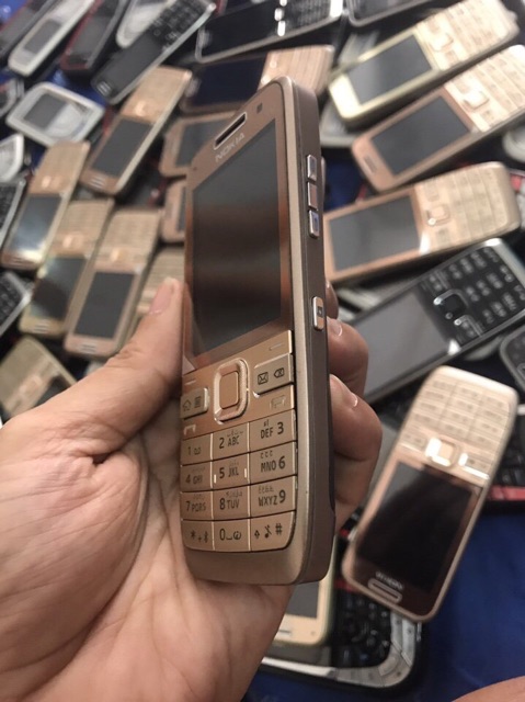 Nokia E52