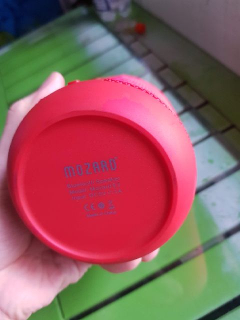 Loa Bluetooth Mozard E7 Đỏ và đen