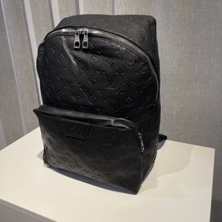 Balo LV logo chìm ( Ảnh tự chụp )