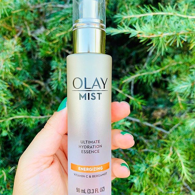 Xịt khoáng Olay Mist Ultimate Hydration Essence Energizing With Vitamin C &amp; Bergamot 98ml