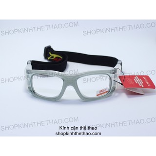 Kính cận chơi thể thao