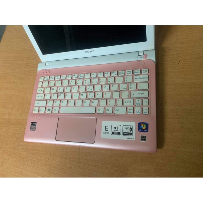Laptop mini sony vaio sve11 chíp E-1800 ram 4gb hdd 320gb cạc rời . Màn hình 11.6inh bao zin . tặng phụ kiện | BigBuy360 - bigbuy360.vn