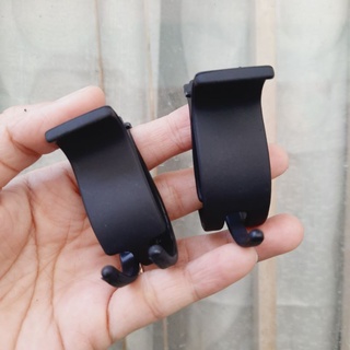 Kẹp tóc 3 răng nhám màu đen (như hình)