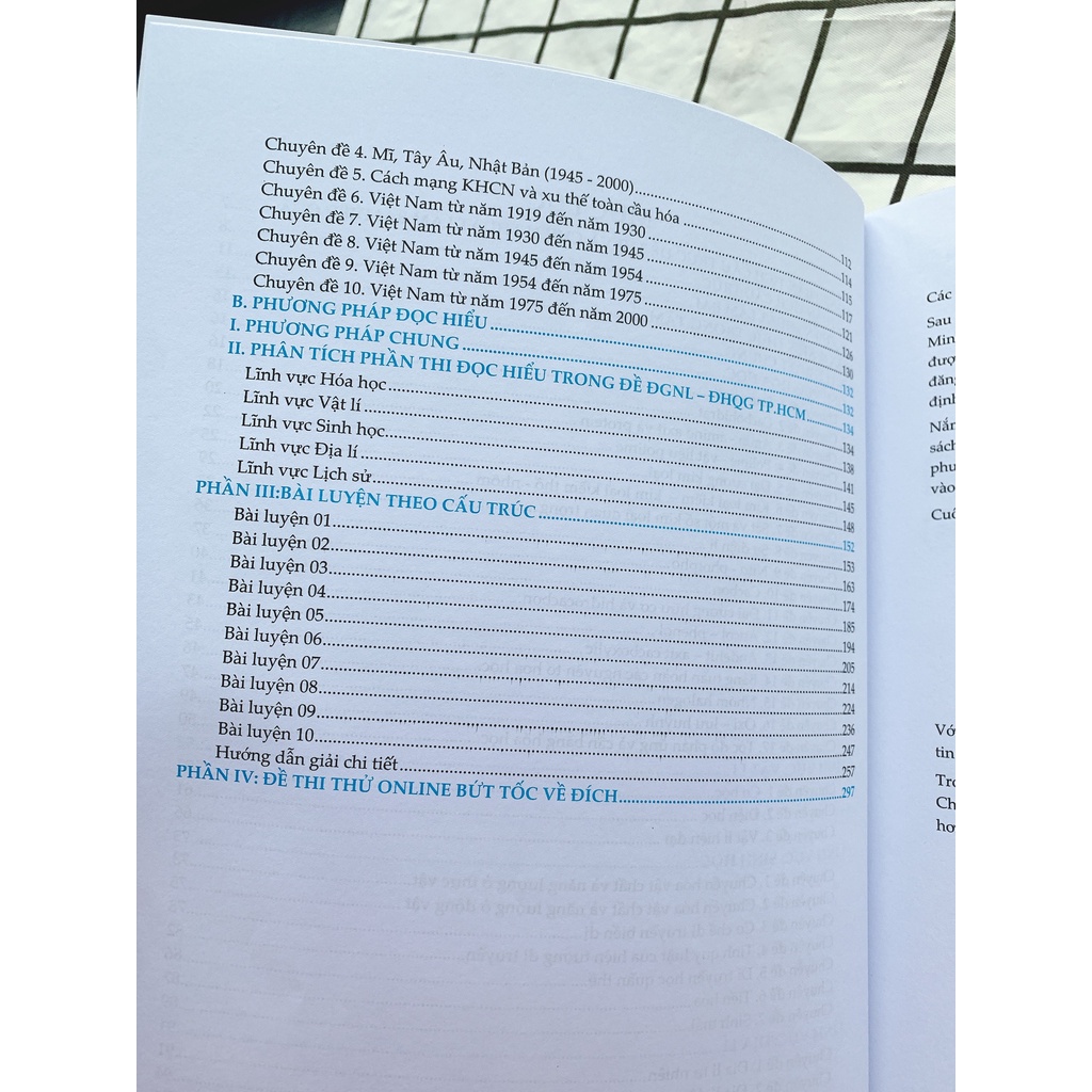 Combo sách Tăng tốc và Giải mã 990+ bài thi đánh giá năng lực ĐHQG HCM | BigBuy360 - bigbuy360.vn