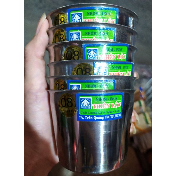 Chung làm nước đá inox