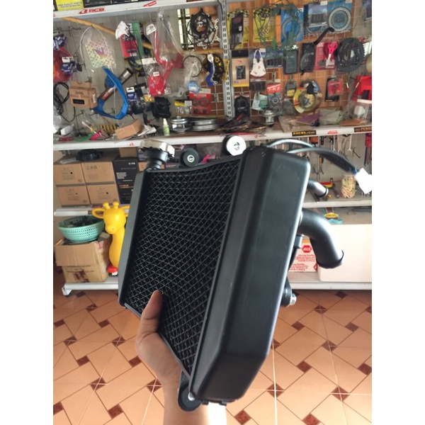 Két nước lớn Redleo 2 quạt cho ex 150