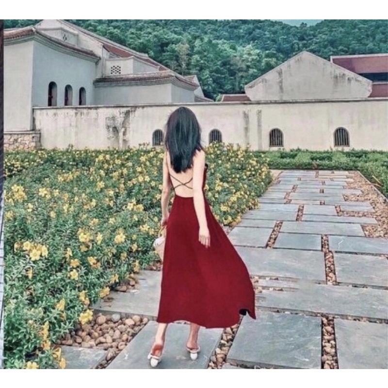 Đầm maxi đỏ hai dây cúp ngực hở lưng đan dây kèm feedback khách mặc