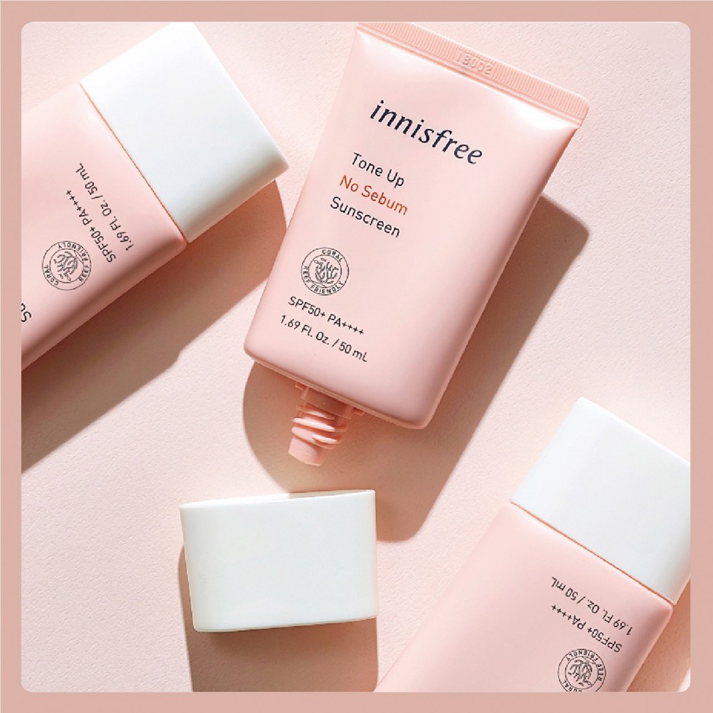 Kem Chống Nắng Innisfree Tone up No Sebum SPF50/PA++++ 50ml Nâng Tông Da, Kiềm Dầu, Che Phủ Lỗ Chân Lông và Giảm Bã Nhờn bảo vệ da trước ánh mặt trời và tia UV [INNISFREE Tone Up No Sebum Sunscreen 50ml]