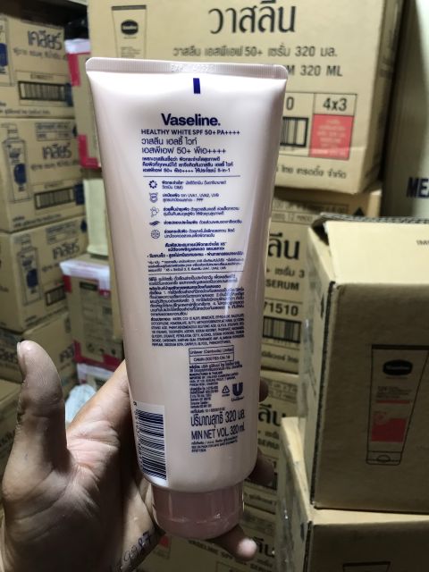 Kem dưỡng trắng da chống nắng Vaseline 50x SPF 50++ Thái Lan 320ml