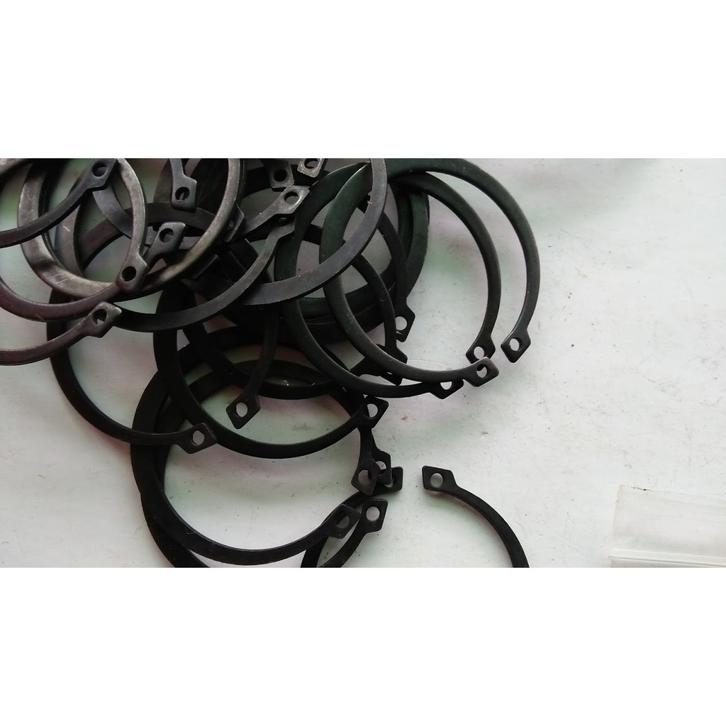 10 chiếc phanh trục, vòng lò xo, vòng phe, phe gài trục, vòng chặn ngoài, long đen, vòng đệm.