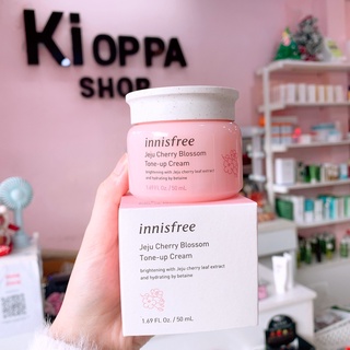 Kem dưỡng nâng tone da Innisfree Jeju Cherry Blossom Tone Up Cream dạng hộp