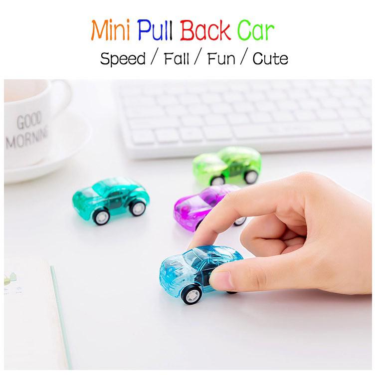 Xe Đồ Chơi Kéo Lùi Lên Dây Cót Cho Bé
