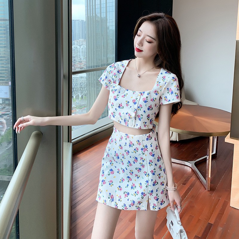 Set Hoa Croptop Mix Chân Váy Tacta Hàng Cao Cấp