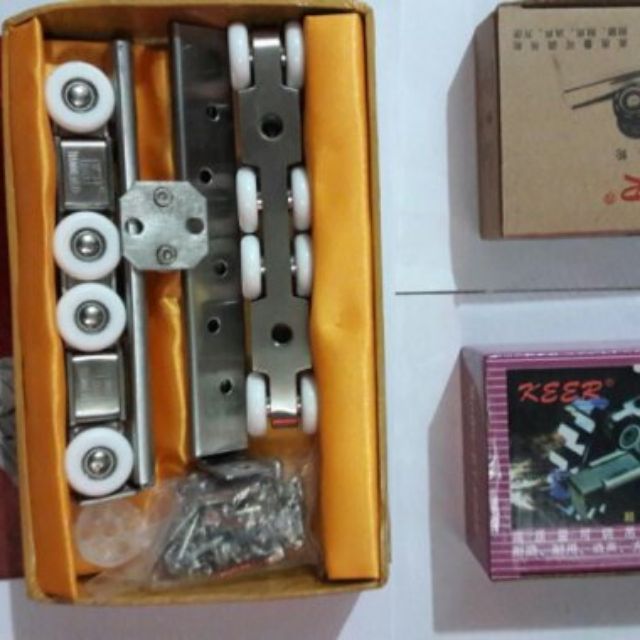 Bánh xe cửa lùa treo loại 8 bánh