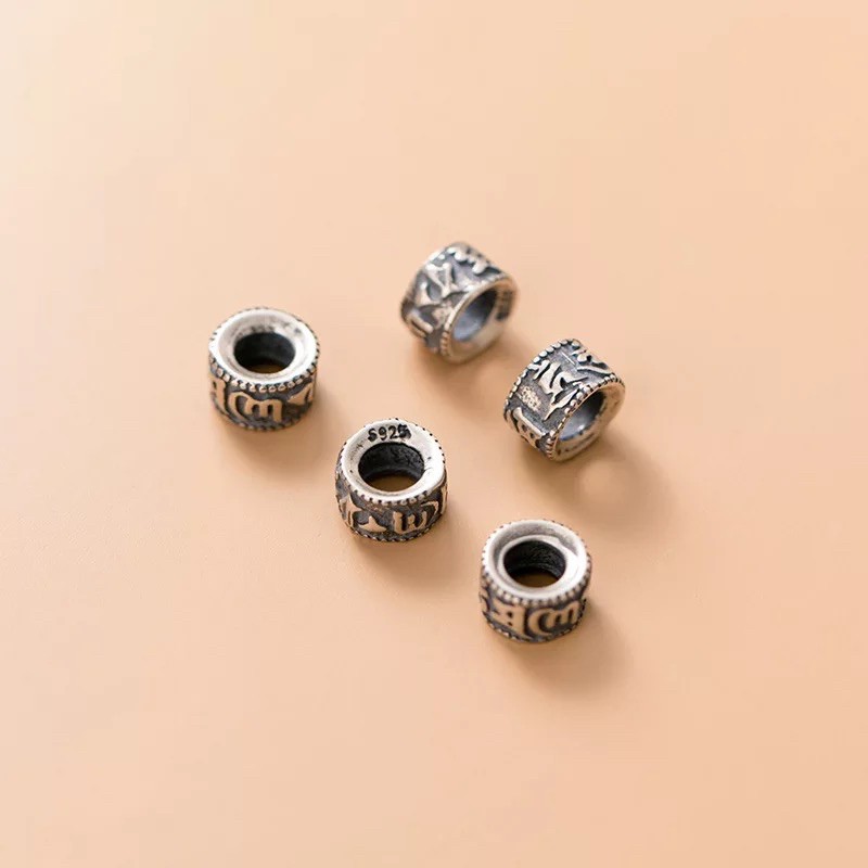 CHARM BẠC THÁI KHẮC OM MANI PADME HUM