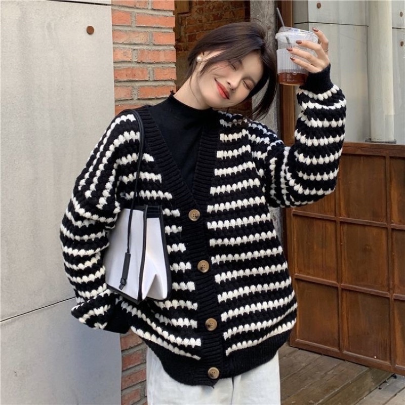Áo Cardigan len kẻ phối đen trắng dáng rộng [50c đầu rẻ nhất] - CLG18