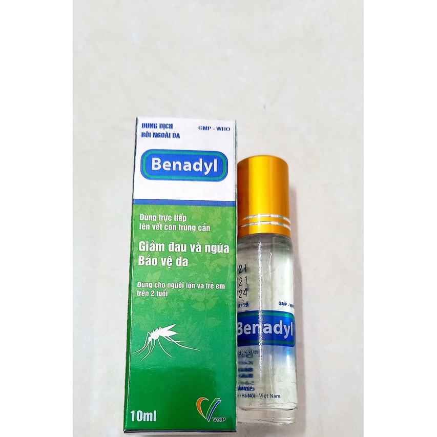 Lăn bôi muỗi Benadyl lọ 10ml. Dung dịch lăn giúp giảm ngứa, đau, sưng do muỗi, côn trùng cắn an toàn cho trẻ từ 2 tuổi