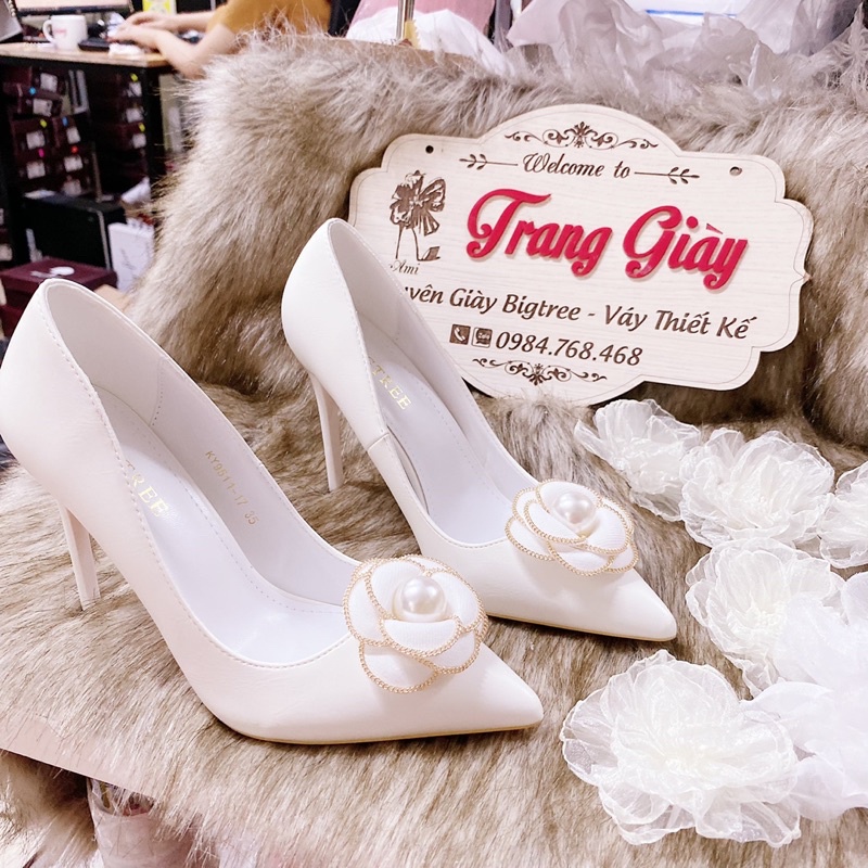 GIÀY THIẾT KẾ HANDMADE ĐÍNH HOA NGỌC CAO CẤP